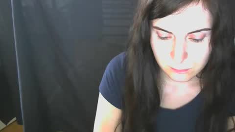 avialenne online show from June 1, 2026, 2:08 pm