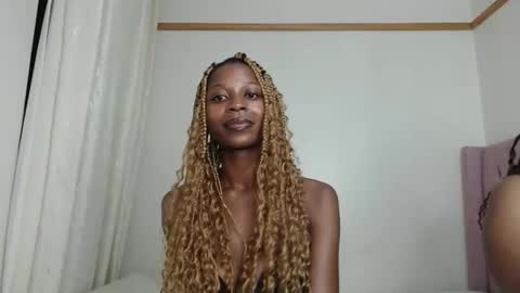 Avian online show from December 20, 2025, 1:45 am