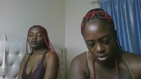 Snapshot of avian_babe1 chatting on June 17, 2026, 1:30 am avian_babe1 online show from June 17, 2026, 1:30 am