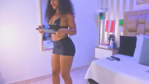 AVIS  online show from June 20, 2026, 8:11 pm