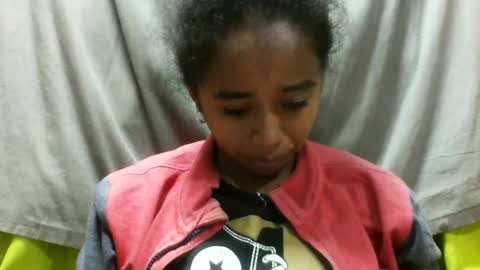 Snapshot of avontsoaldy chatting on June 17, 2026, 3:31 am avontsoaldy online show from June 17, 2026, 3:31 am