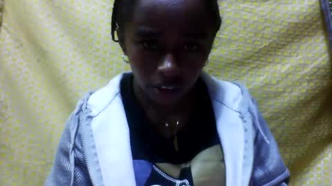 Snapshot of avontsoaldy chatting on July 1, 2026, 4:29 pm avontsoaldy online show from July 1, 2026, 4:29 pm
