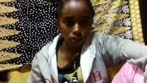 Snapshot of avontsoaldy chatting on July 2, 2026, 3:29 pm avontsoaldy online show from July 2, 2026, 3:29 pm