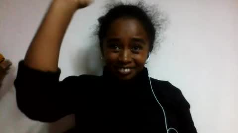 Snapshot of avontsoaldy chatting on July 28, 2026, 2:13 pm avontsoaldy online show from July 28, 2026, 2:13 pm