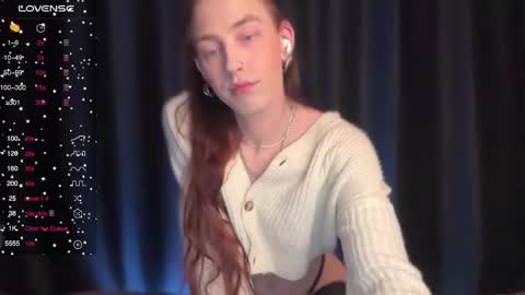 Snapshot of avril_pearly_ chatting on January 10, 2025, 7:43 pm avril_pearly_ online show from January 10, 2025, 7:43 pm