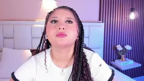 Snapshot of avymilton chatting on May 26, 2026, 11:17 am Avy online show from May 26, 2026, 11:17 am