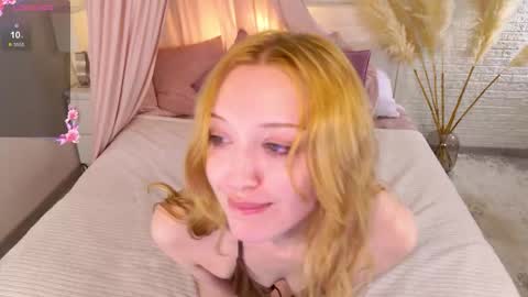 aweryuwu online show from March 12, 2026, 3:29 pm