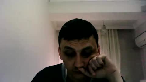 Snapshot of awesenheit chatting on May 10, 2026, 9:03 am awesenheit online show from May 10, 2026, 9:03 am