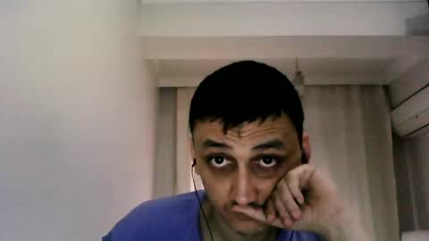 Snapshot of awesenheit chatting on May 31, 2026, 9:27 am awesenheit online show from May 31, 2026, 9:27 am