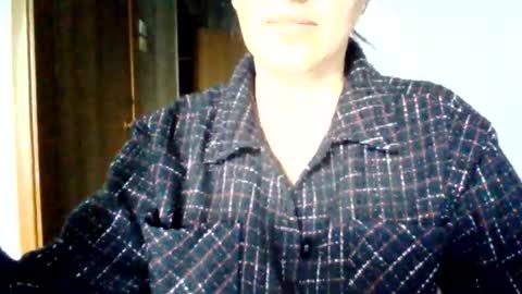 Snapshot of awesomeladyy chatting on May 29, 2026, 8:34 am awesomeladyy online show from May 29, 2026, 8:34 am