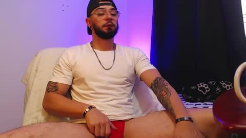 Snapshot of axel_7070 chatting on November 29, 2025, 11:35 am Independiente Model online show from November 29, 2025, 11:35 am