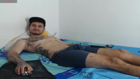 Axel online show from March 9, 2025, 2:54 pm