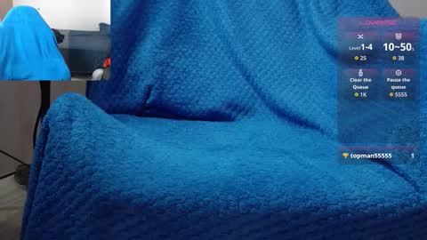 Axel online show from October 14, 2025, 5:14 pm