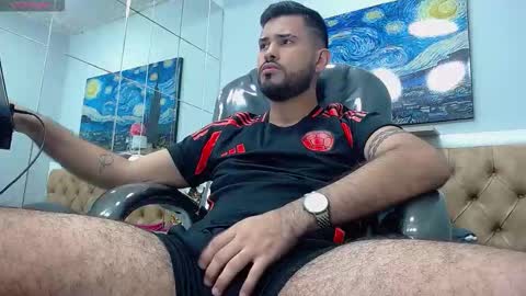 Axel online show from March 18, 2026, 2:47 am