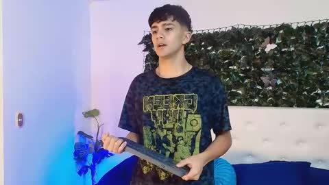 Snapshot of axel_draven chatting on October 21, 2025, 10:49 am axel_draven online show from October 21, 2025, 10:49 am