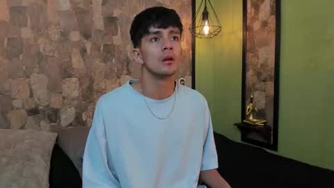 Snapshot of axel_draven chatting on November 8, 2025, 11:21 am axel_draven online show from November 8, 2025, 11:21 am