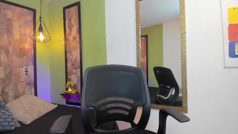 Snapshot of axel_draven chatting on November 13, 2025, 11:09 am axel_draven online show from November 13, 2025, 11:09 am