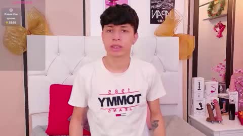 Axel Evanss online show from January 13, 2026, 12:21 pm