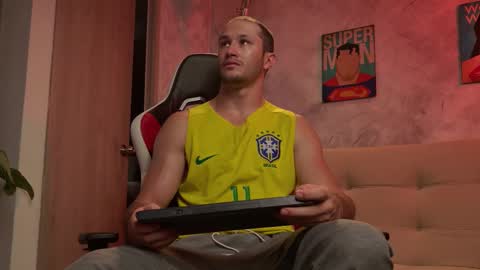 Axel Fairchaild online show from February 15, 2026, 1:20 pm