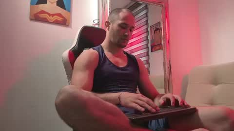 Snapshot of axel_fairchaild chatting on June 20, 2026, 1:14 pm Axel Fairchaild online show from June 20, 2026, 1:14 pm