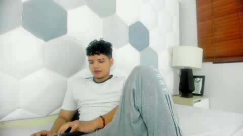 Axel Forte online show from April 25, 2026, 3:09 pm