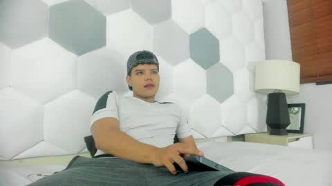 Axel Forte online show from April 30, 2026, 1:50 pm