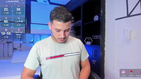 Snapshot of axel_grey_ chatting on June 4, 2026, 5:13 am axel_grey_ online show from June 4, 2026, 5:13 am