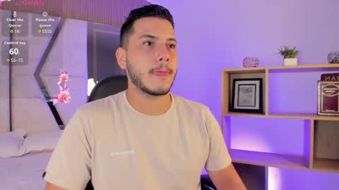 Snapshot of axel_grey_ chatting on June 30, 2026, 12:39 pm axel_grey_ online show from June 30, 2026, 12:39 pm