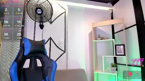 Snapshot of axel_grey_ chatting on July 5, 2026, 5:14 am axel_grey_ online show from July 5, 2026, 5:14 am