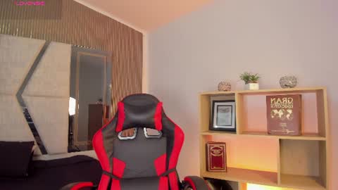 Snapshot of axel_grey_ chatting on July 24, 2026, 12:58 pm axel_grey_ online show from July 24, 2026, 12:58 pm