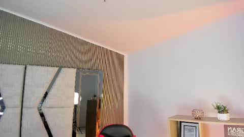 Snapshot of axel_grey_ chatting on July 25, 2026, 12:47 pm axel_grey_ online show from July 25, 2026, 12:47 pm