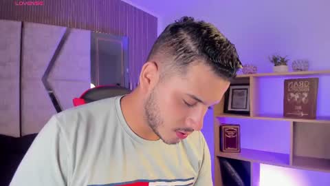 Snapshot of axel_grey_ chatting on July 30, 2026, 12:48 pm axel_grey_ online show from July 30, 2026, 12:48 pm