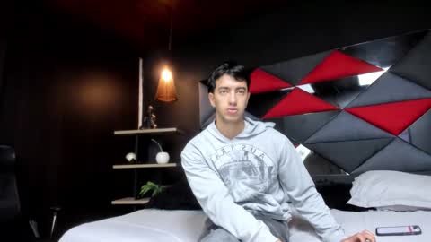 Snapshot of axel_hendrick chatting on March 2, 2026, 12:56 pm axel_hendrick online show from March 2, 2026, 12:56 pm