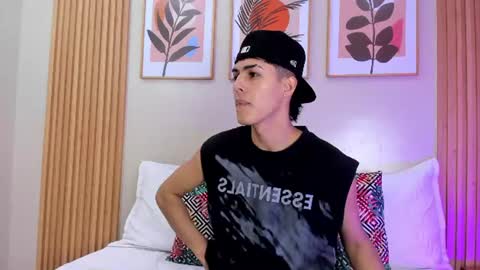 A X E L  online show from July 1, 2026, 7:46 pm