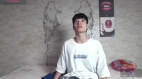 Snapshot of axel_milo_and_kairo chatting on November 27, 2025, 10:12 pm axel_milo_and_kairo online show from November 27, 2025, 10:12 pm