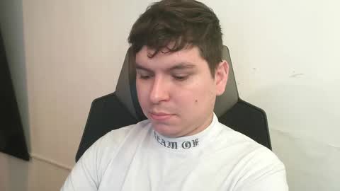 Axel online show from April 20, 2026, 1:25 pm