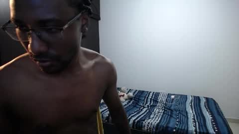 Snapshot of axel_rios_207467 chatting on May 9, 2026, 9:42 pm axel rios online show from May 9, 2026, 9:42 pm