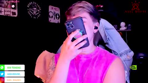 Snapshot of axel_rouse1 chatting on September 19, 2025, 5:53 am Axel Rouse online show from September 19, 2025, 5:53 am