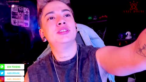 Snapshot of axel_rouse1 chatting on October 1, 2025, 2:34 pm Axel Rouse online show from October 1, 2025, 2:34 pm