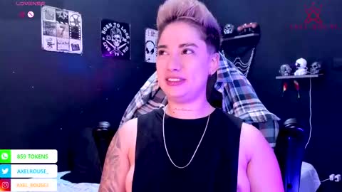 Snapshot of axel_rouse1 chatting on October 24, 2025, 2:02 pm Axel Rouse online show from October 24, 2025, 2:02 pm