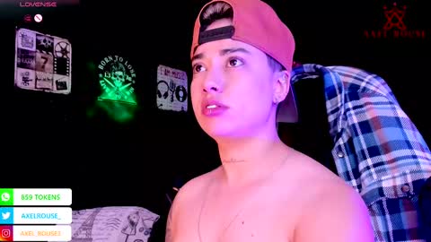 Snapshot of axel_rouse1 chatting on October 29, 2025, 3:58 pm Axel Rouse online show from October 29, 2025, 3:58 pm