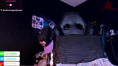 Snapshot of axel_rouse1 chatting on December 2, 2025, 2:56 pm Axel Rouse online show from December 2, 2025, 2:56 pm