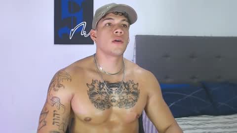 INDEPENDENT MODEL  online show from December 28, 2024, 12:15 am