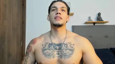 INDEPENDENT MODEL  online show from October 10, 2025, 2:54 am