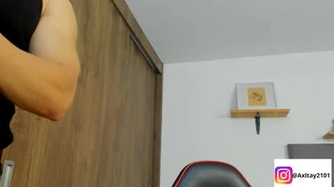 Snapshot of axel_taylor21 chatting on March 28, 2026, 2:55 am INDEPENDENT MODEL online show from March 28, 2026, 2:55 am