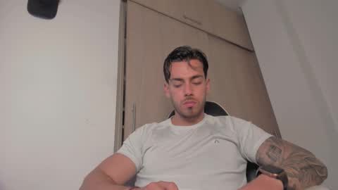 axelblaze_1 online show from March 11, 2026, 12:22 pm