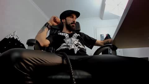 Snapshot of axelcolton chatting on January 2, 2025, 12:57 pm AxelColton online show from January 2, 2025, 12:57 pm