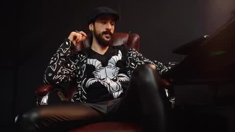 Snapshot of axelcolton chatting on January 17, 2025, 6:57 am AxelColton online show from January 17, 2025, 6:57 am