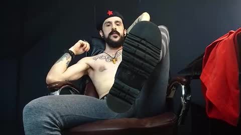 Snapshot of axelcolton chatting on January 21, 2025, 9:57 am AxelColton online show from January 21, 2025, 9:57 am