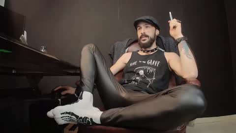 Snapshot of axelcolton chatting on January 26, 2025, 6:07 am AxelColton online show from January 26, 2025, 6:07 am